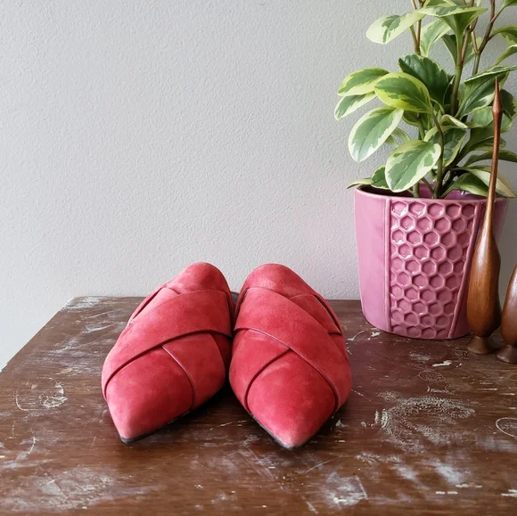 Marc Fisher coral suede slip on mules - Picture 4 of 8